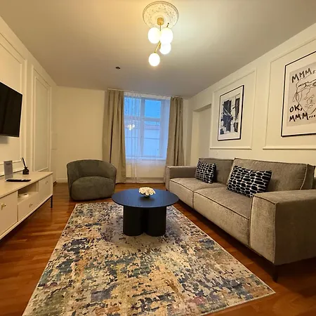 Old Town - Location * Ταλίν