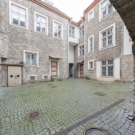 Old Town - Location *